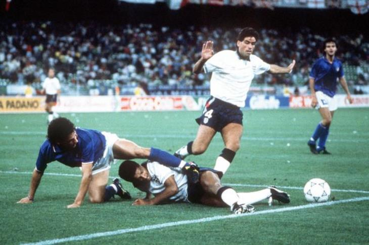 إنجلترا وإيطاليا 1990